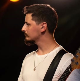 Daniel, Chitară clasică, electrică, bass